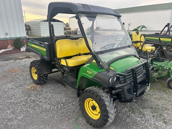 2013 John Deere Gator XUV 825i Equipment Image0