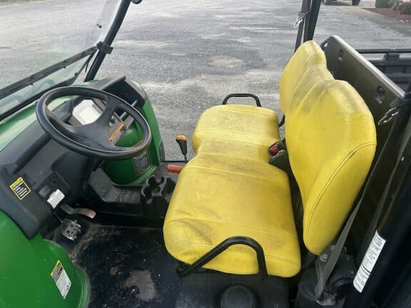 Image of John Deere Gator XUV 825i equipment image 3