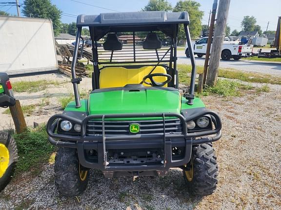 Image of John Deere Gator XUV 825i equipment image 1