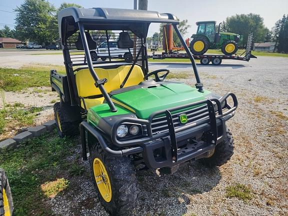 Image of John Deere Gator XUV 825i equipment image 2