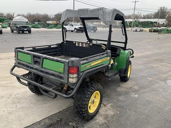 Image of John Deere Gator XUV 825i equipment image 4