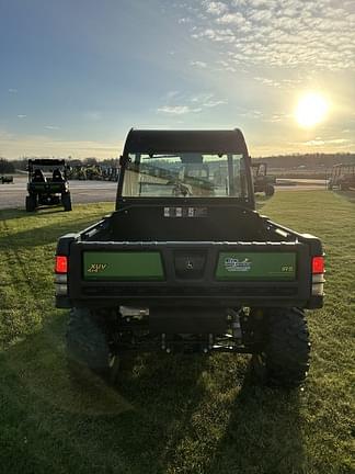 Image of John Deere Gator XUV 825i equipment image 4