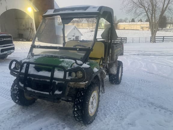 Image of John Deere Gator XUV 825i equipment image 4