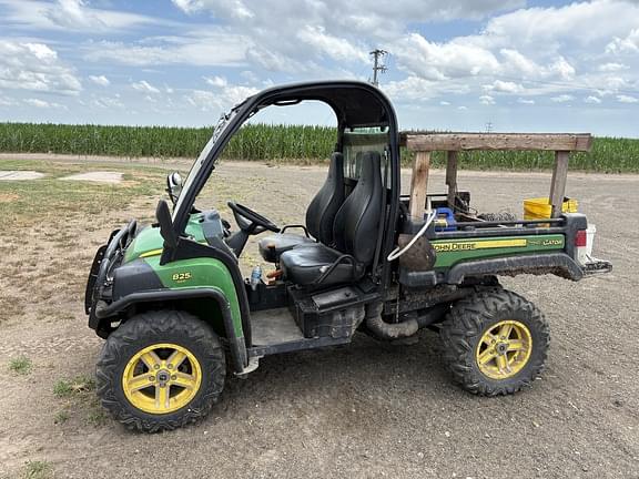 Image of John Deere Gator XUV 825i Primary image