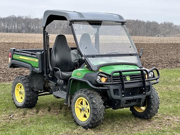 Image of John Deere Gator XUV 825i Primary image