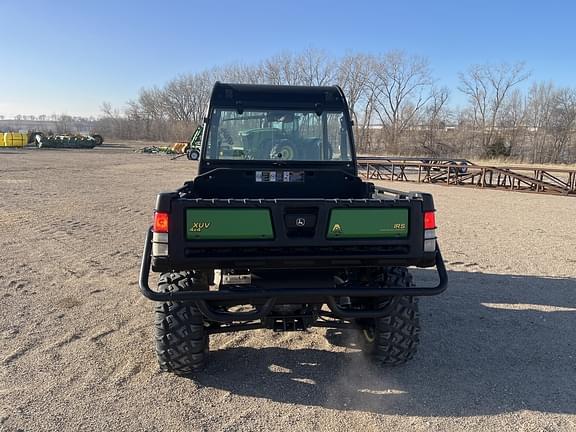 Image of John Deere Gator XUV 825i equipment image 4