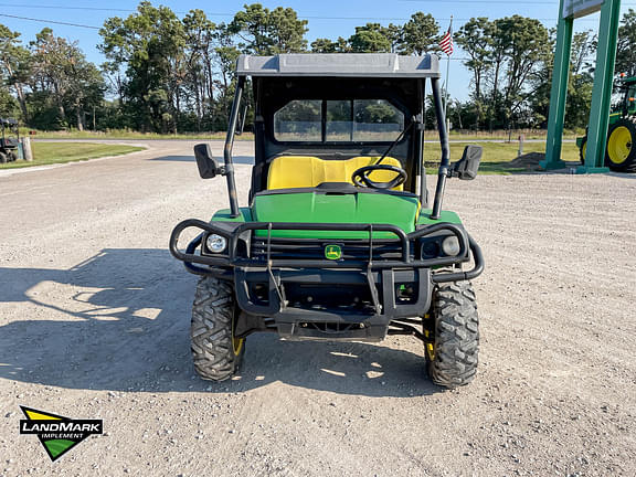 Image of John Deere Gator XUV 825i equipment image 1