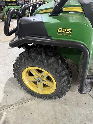 Image of John Deere Gator XUV 825i equipment image 3