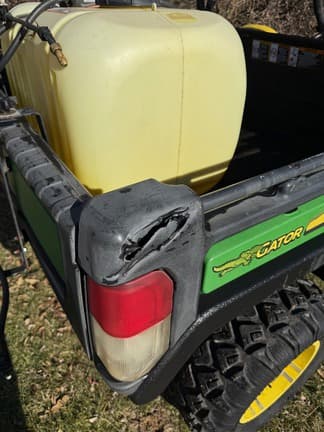 Image of John Deere Gator XUV 825i equipment image 2