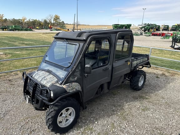 Main image John Deere Gator XUV 825i S4