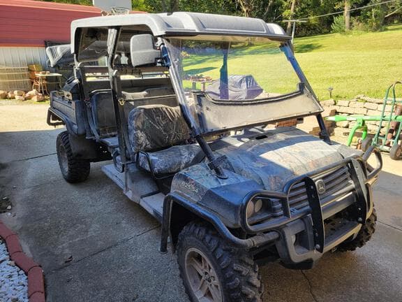 Image of John Deere Gator XUV 825i S4 Primary image