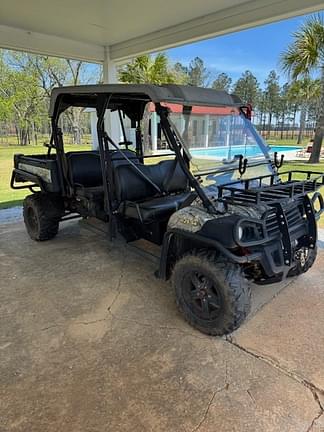 Image of John Deere Gator XUV 825i S4 equipment image 1