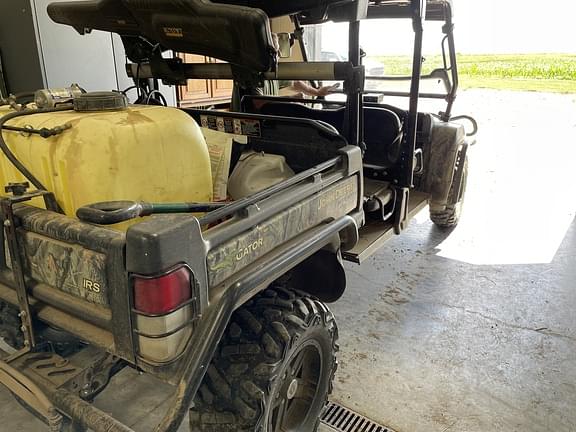 Image of John Deere Gator XUV 825i S4 equipment image 4
