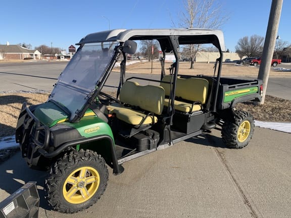 2013 John Deere Gator XUV 825i Equipment Image0