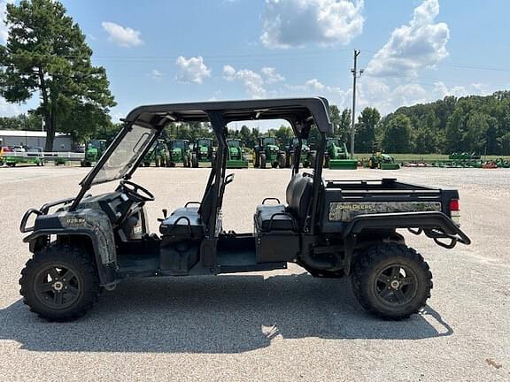 Image of John Deere Gator XUV 825i S4 equipment image 2