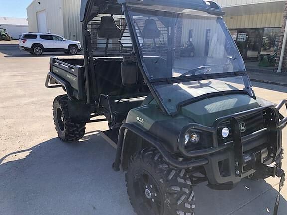 Image of John Deere Gator XUV 825i equipment image 4