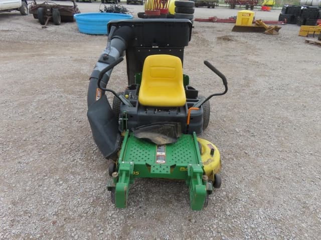 Image of John Deere Z235 equipment image 2