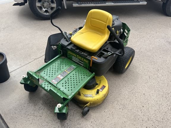 Image of John Deere Z235 Primary image