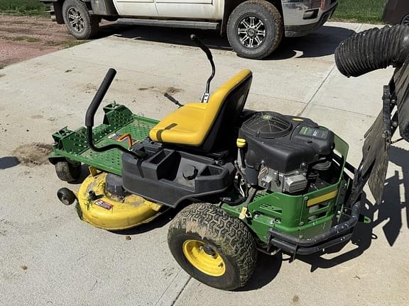 Image of John Deere Z235 equipment image 3