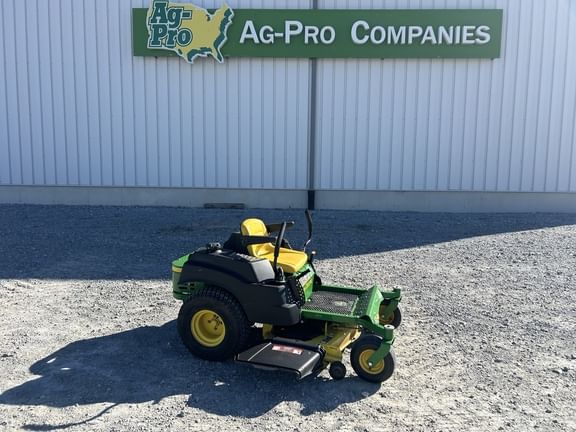 2013 John Deere Z425 Equipment Image0