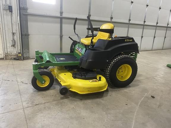 Image of John Deere Z425 Primary image