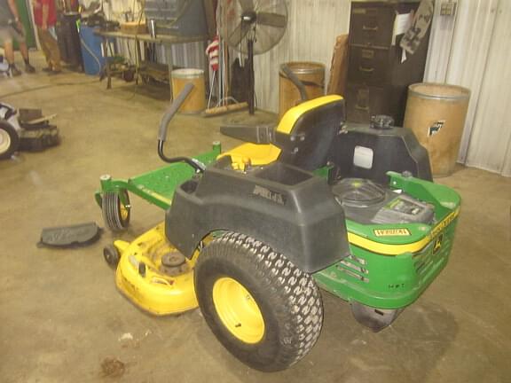 Image of John Deere Z425 equipment image 1