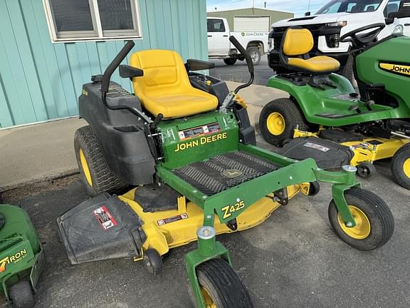 Image of John Deere Z425 equipment image 1