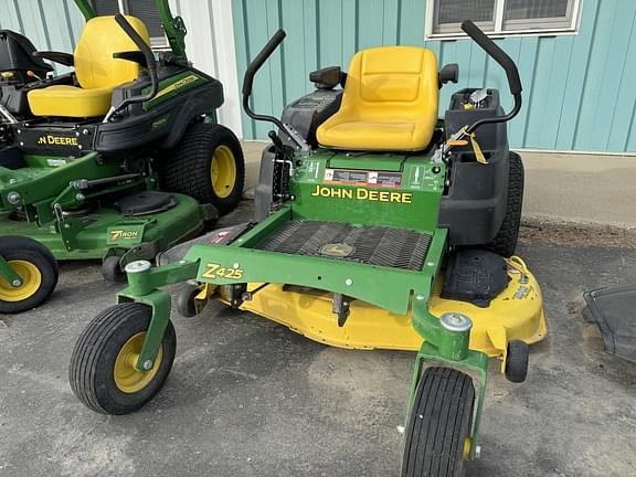 Image of John Deere Z425 Primary image