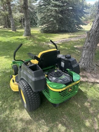 Image of John Deere Z425 Image 1