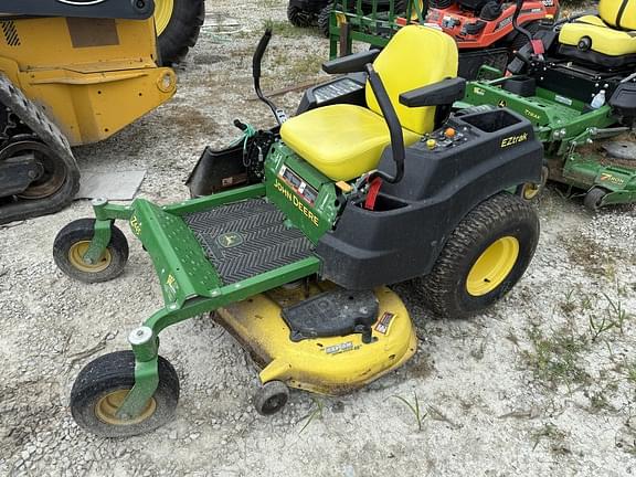 Image of John Deere Z445 Primary image