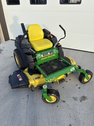 Image of John Deere Z445 equipment image 1