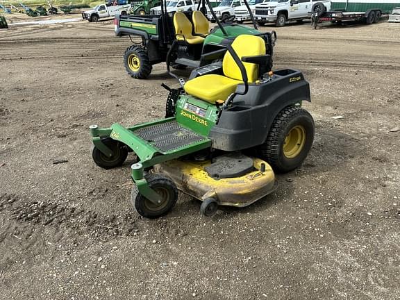 Image of John Deere Z445 Image 1