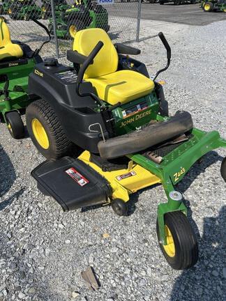 Image of John Deere Z445 Image 1