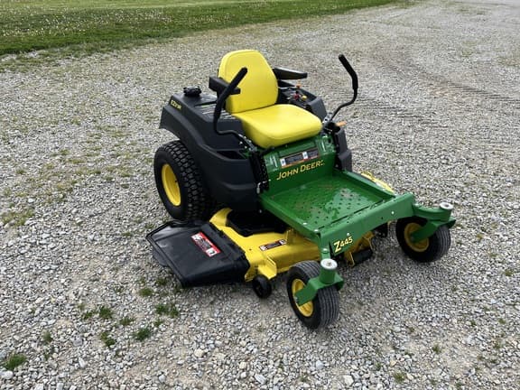 Image of John Deere Z445 equipment image 4