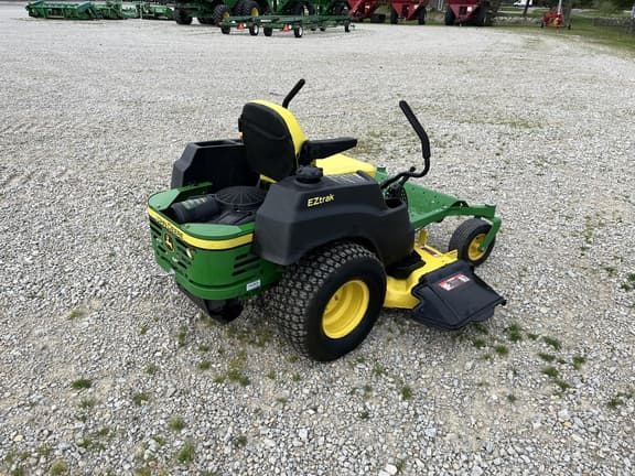 Image of John Deere Z445 equipment image 3