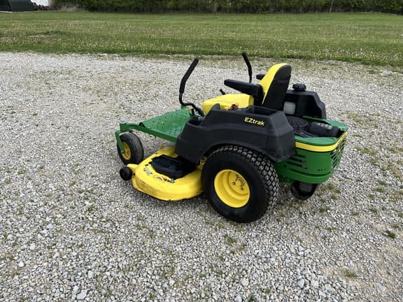 Image of John Deere Z445 equipment image 1