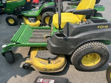 Main image John Deere Z445