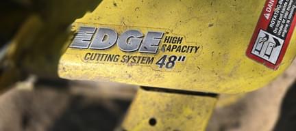 Image of John Deere Z645 equipment image 3