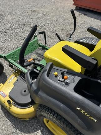 Image of John Deere Z655 equipment image 4