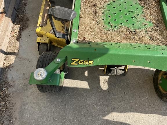 Image of John Deere Z655 equipment image 1