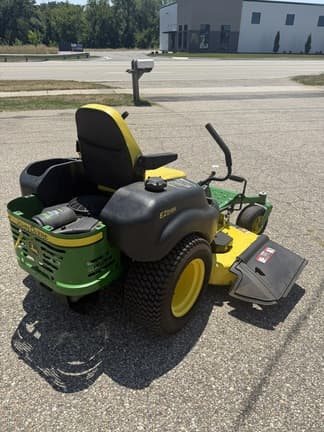 Image of John Deere Z665 equipment image 3