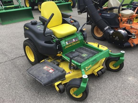 Image of John Deere Z665 equipment image 1