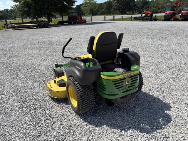 Image of John Deere Z665 equipment image 4