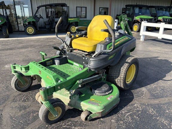 2013 John Deere Z915B Equipment Image0