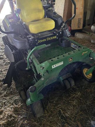 Image of John Deere Z915B equipment image 1