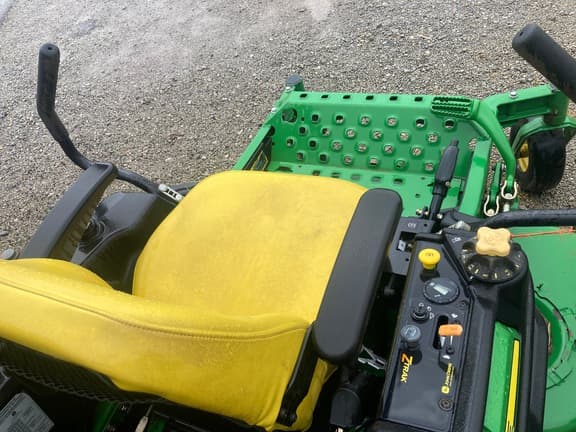Image of John Deere Z915B equipment image 3