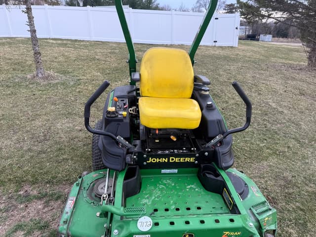 Image of John Deere Z920M equipment image 2