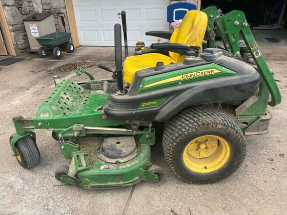Image of John Deere Z920M equipment image 2