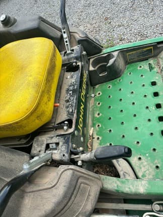Image of John Deere Z920M equipment image 4