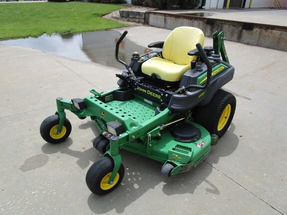 Main image John Deere Z925M